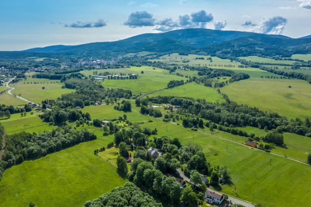 Ubytovani Na Namesti Nove Mesto pod Smrkem Ngoại thất bức ảnh
