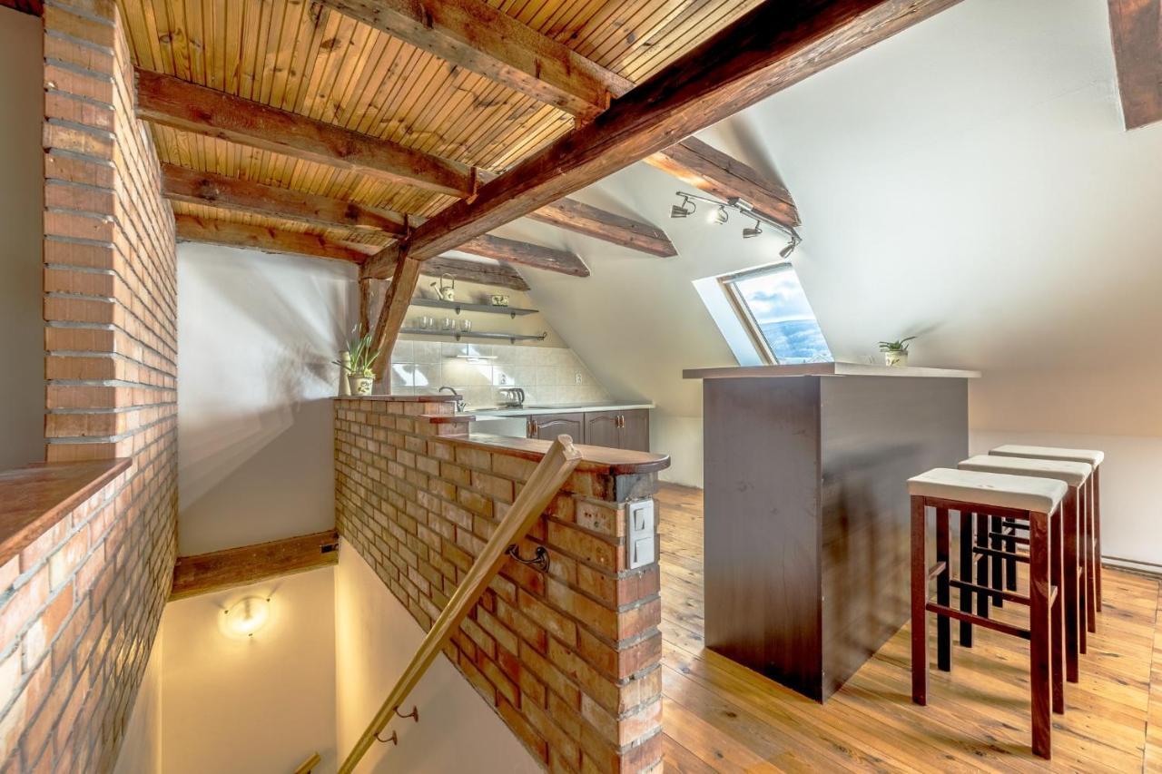 Ubytovani Na Namesti Nove Mesto pod Smrkem Ngoại thất bức ảnh